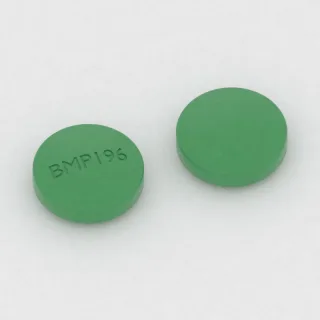 Tablet Amoksisilin 400 mg: hijau, bulat, 14 mm, dengan kode cetak BMP196.