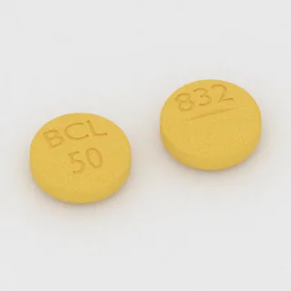 Betanecol 50 mg em comprimido: amarelo, redondo, 11 mm, sulcado, com a gravação BCL 50 832.