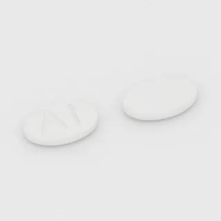Paracétamol 500 mg en comprimé : blanc, ovale, 18 mm, inscription A1.