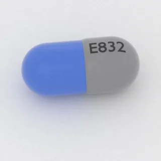 كبسولة بوسبيرون 10 mg: رمادي وأزرق، 18 مم، النقش E832.