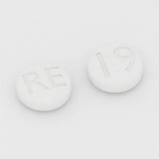 Atenolol 25 mg tablet: white, round, 6 mm, imprinted RE on one side and 19 on the other.