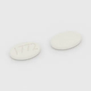 Atorvastatin 40 mg tablet: white, oval, 13 mm, imprinted 1772.