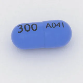 Cefdinir, cápsula de 300 mg: azul y azul, 22 mm, con la inscripción A041 en una cara y 300 en la otra.