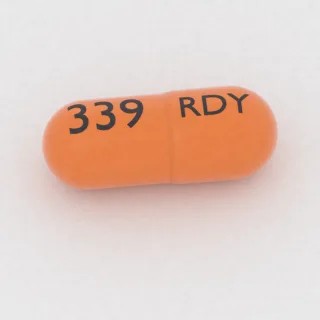 كبسولة أسبرين وديبيريدامول 25 mg / 200 mg: برتقالي، 25 مم، النقش RDY على أحد الوجهين و339 على الوجه الآخر.