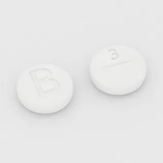 Bisoprolol 5 mg Tablette: weiß, rund, 7 mm, mit Bruchkerbe, Prägung B auf der einen Seite und 3 auf der anderen.
