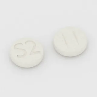 Captopril 25 mg Tablette: weiß, rund, 6 mm, Prägung S2.