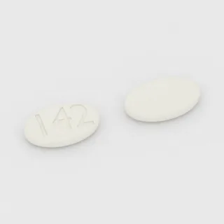Bupropion 300 mg tablet: beyaz, oval, 11 mm, üzerinde 142 baskısı var.
