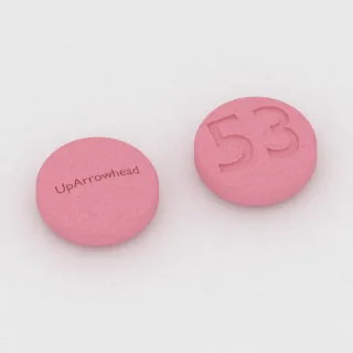 Amiodaron 100 mg Tablette: rosa, rund, 7 mm, Prägung UpArrowhead auf der einen Seite und 53 auf der anderen.