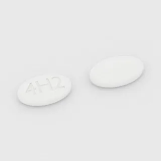 Cetirizin 10 mg Tablette: weiß, oval, 10 mm, Prägung 4H2.