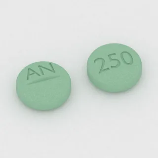 Chlortalidon 50 mg, tabletka: zielona, okrągła, 7 mm, z linią podziału, z oznaczeniem AN po jednej stronie i 250 po drugiej.