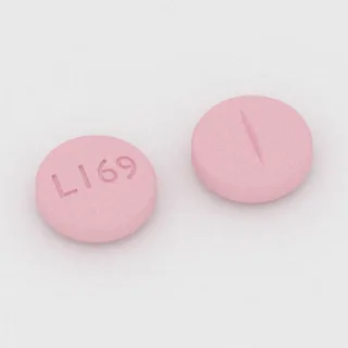 Kandesartan 8 mg tablet: pembe, yuvarlak, 7 mm, çentikli, üzerinde L169 baskısı var.