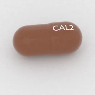 Kalsitriol 0.5 ug kapsül: turuncu, 10 mm, üzerinde CAL2 baskısı var.