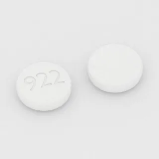 Bisoprolol ve hidroklorotiyazid 10 mg / 6.25 mg tablet: beyaz, yuvarlak, 7 mm, üzerinde 922 baskısı var.