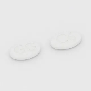 Clarithromycin 250 mg Tablette: weiß, oval, 15 mm, Prägung GG auf der einen Seite und C6 auf der anderen.