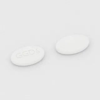 Azitromisin 250 mg tablet: beyaz, oval, 15 mm, üzerinde GGD6 baskısı var.