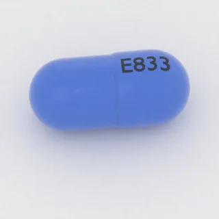 كبسولة بوسبيرون 15 mg: أزرق، 19 مم، النقش E833.