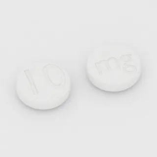 Amlodipine 10 mg tablet: white, round, 10 mm, imprinted 10 on one side and mg on the other.