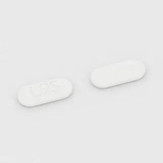 Azitromisin 500 mg tablet: beyaz, kapsül biçimli, 17 mm, üzerinde L95 baskısı var.